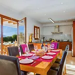 فيلة Ibiza By *